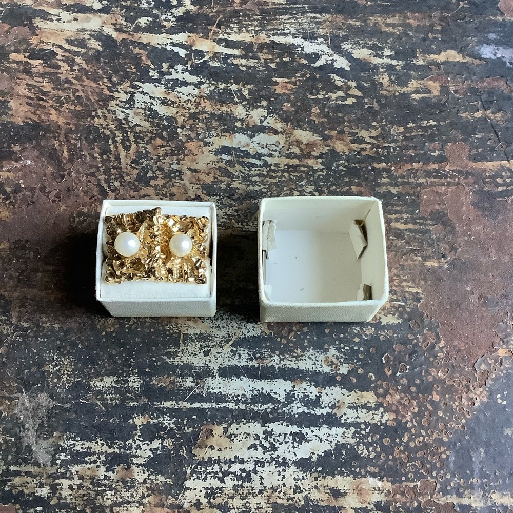 Vintage Goldtone Cuff Links